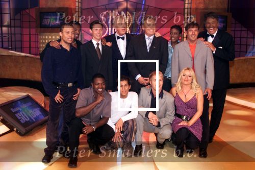 Aalsmeer 18 juni 2001
Surprise feest van Hennie Huisman vanwege zijn 50e verjaardag  
Hennie met, Ron Brandsteder, Andre v Duin, Gerard Joling, Helmut Lotti, Replay, Desree en Tony Neef 

Peter Smulders bv