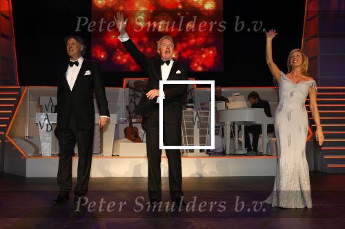 Amsterdam 11 februari 2006
Premiere Andre v Duin in Rai .
Andre v Duin met   Joke Bruijs en Ron Brandsteder  
Peter Smulders bv