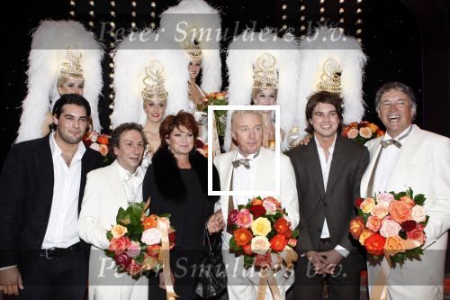 Utrecht 4 november 2007
Premiere Andre v Duin Revue met Ron Brandsteder in Beatrix theater. Andre met Ferry de Groot Yvonne Brandsteder Rick en Bob
Peter Smulders bv