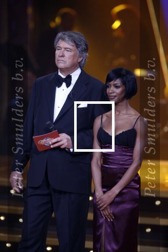 Baarn 1 april 2007
Ron Brandsteder en Sylvana Simons presenteren  Dancing with the stars.
Peter Smulders bv