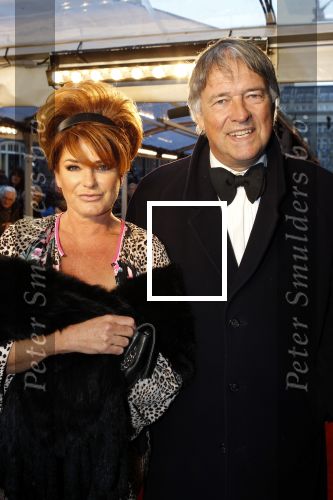 Amsterdam 28 november 2010
Opening Nieuwe de la Mar theater en premiere Le cage aux folles. Ron en Yvonne Brandsteder
Peter Smulders bv