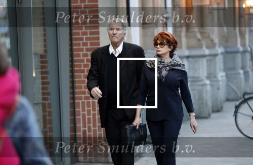 Amsterdam 19 januari 2020
Herdenkingsdienst Martin Elfrink de partner van Andre v Duin die afgelopen maandag overleden is . De Dienst was in het deLamar theater. Ron en Yvonne Brandsteder