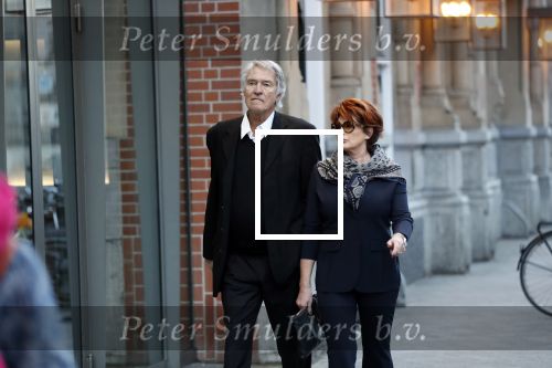 Amsterdam 19 januari 2020
Herdenkingsdienst Martin Elfrink de partner van Andre v Duin die afgelopen maandag overleden is . De Dienst was in het deLamar theater. Ron en Yvonne Brandsteder