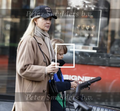 Amsterdam 17 januari 2026
Chantal Janzen met zoon Bobby op de pc hooftstraat