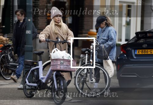 Amsterxdam 16 januari 2026
Chantal Janzen en Tina de Bruin doen samen boodschappen in Amsterdam zuid