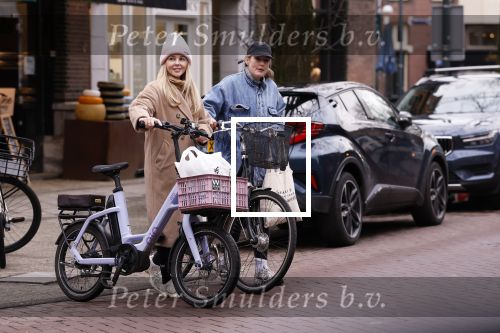 Amsterxdam 16 januari 2026
Chantal Janzen en Tina de Bruin doen samen boodschappen in Amsterdam zuid