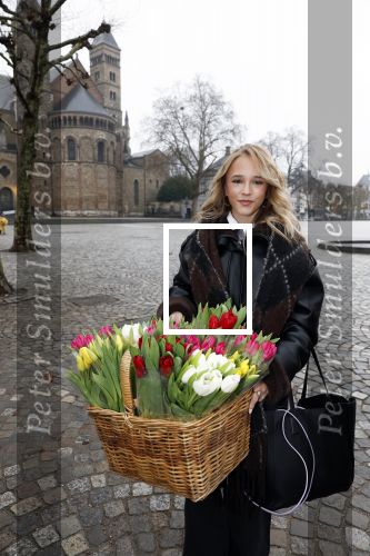Maastricht 14 januari 2026
Doop tulipa Emma Kok bij het vrijthof in Maastricht  haar ouders en opa en oma\'s waren erbij aanwezig