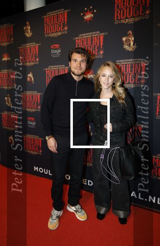 Utrecht 14 januari 2026
Premiere April Darby bij moulin Rouge in Beatrixtheater . Emma Kok kwam met haar vriend Jort