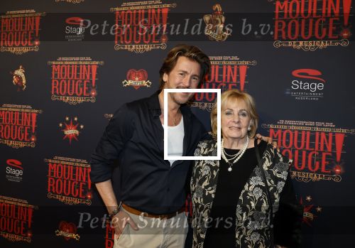 Utrecht 14 januari 2026
Premiere April Darby bij moulin Rouge in Beatrixtheater . Herald Adolfs kwam met zijn schoonmoeder Wil Boszhard