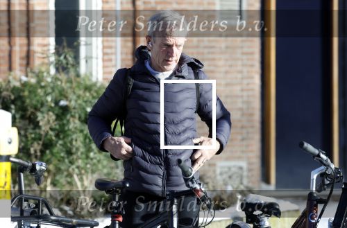 Amsterdam 6 januari 2026
Jaap Jongbloed vertrekt bij zijn sportschool op de fiets naar huis .