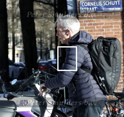 Amsterdam 6 januari 2026
Jaap Jongbloed vertrekt bij zijn sportschool op de fiets naar huis .