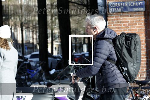 Amsterdam 6 januari 2026
Jaap Jongbloed vertrekt bij zijn sportschool op de fiets naar huis .