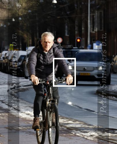 Amsterdam 6 januari 2026
Jaap Jongbloed vertrekt bij zijn sportschool op de fiets naar huis .