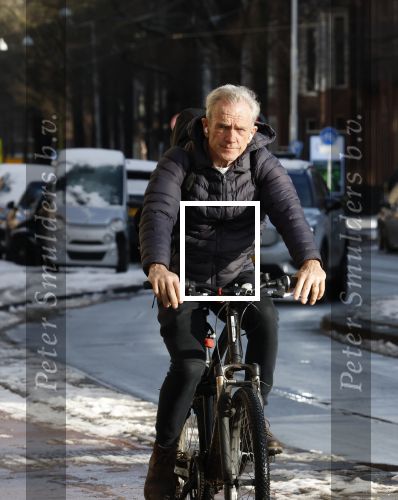 Amsterdam 6 januari 2026
Jaap Jongbloed vertrekt bij zijn sportschool op de fiets naar huis .