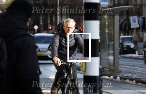 Amsterdam 6 januari 2026
Jaap Jongbloed vertrekt bij zijn sportschool op de fiets naar huis .