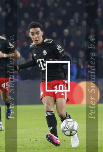 Eindhoven, 28 Januari 2026
Laatste wedstrijd in voorronde Champions League
PSV-Bayern Munchen, eindstand 1-2
Jamal Musiala in duel met