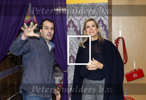 Rotterdam 15 januari 2026
Koningin Maxima bezoekt stichting jarige Job en pakt samen met de andere vrijwilligers de miljoenste doos / box in .
