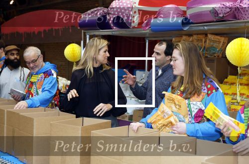 Rotterdam 15 januari 2026
Koningin Maxima bezoekt stichting jarige Job en pakt samen met de andere vrijwilligers de miljoenste doos / box in .