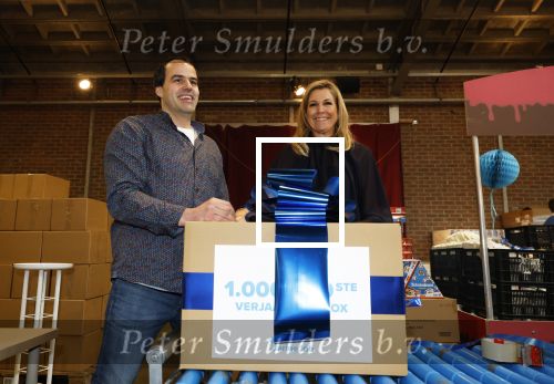Rotterdam 15 januari 2026
Koningin Maxima bezoekt stichting jarige Job en pakt samen met de andere vrijwilligers de miljoenste doos / box in .