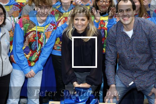Rotterdam 15 januari 2026
Koningin Maxima bezoekt stichting jarige Job en pakt samen met de andere vrijwilligers de miljoenste doos / box in .