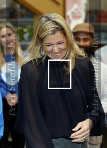 Rotterdam 15 januari 2026
Koningin Maxima bezoekt stichting jarige Job en pakt samen met de andere vrijwilligers de miljoenste doos / box in .