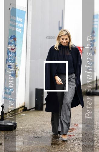 Rotterdam 15 januari 2026
Koningin Maxima bezoekt stichting jarige Job en pakt samen met de andere vrijwilligers de miljoenste doos / box in .