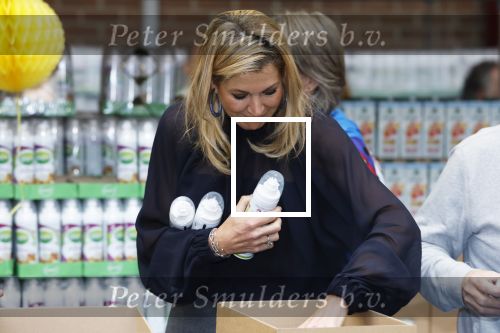Rotterdam 15 januari 2026
Koningin Maxima bezoekt stichting jarige Job en pakt samen met de andere vrijwilligers de miljoenste doos / box in .