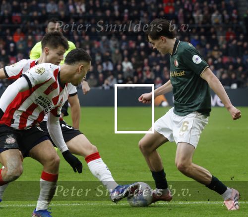 Eindhoven, 1 Februari 2026
Kompetitiewedstrijd PSV-Feyenoord, eindstand 3-0
Leo Sauer en Sergino Dest