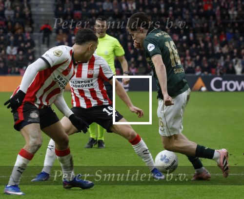 Eindhoven, 1 Februari 2026
Kompetitiewedstrijd PSV-Feyenoord, eindstand 3-0
Leo Sauer en Sergino Dest
