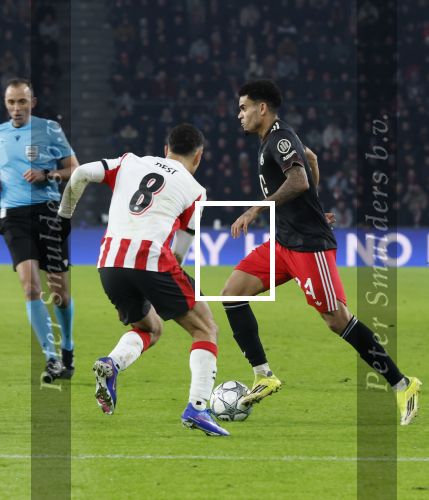 Eindhoven, 28 Januari 2026
Laatste wedstrijd in voorronde Champions League
PSV-Bayern Munchen, eindstand 1-2
Luis Diaz in duel met Sergino Dest