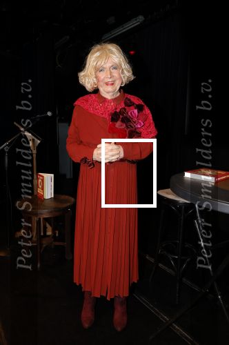 Amsterdam 12 januari 2026
Paul Haenen als Magreet Dolman . Presentatie boek bij theater de Richel