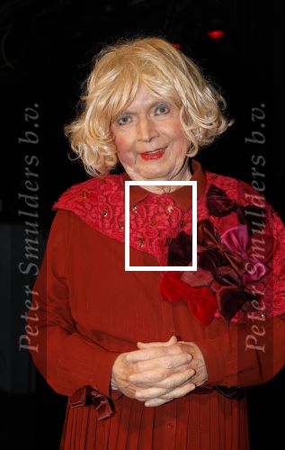 Amsterdam 12 januari 2026
Paul Haenen als Magreet Dolman . Presentatie boek bij theater de Richel