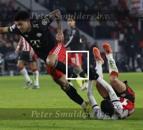 Eindhoven, 28 Januari 2026
Laatste wedstrijd in voorronde Champions League
PSV-Bayern Munchen, eindstand 1-2
Mauro Junior in duel met Luis Diaz