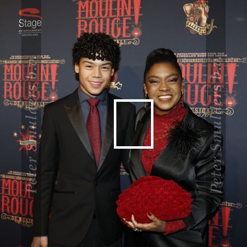Utrecht 14 januari 2026
Premiere April Darby bij moulin Rouge in Beatrixtheater .Natacha Harlequin kwam met haar zoon