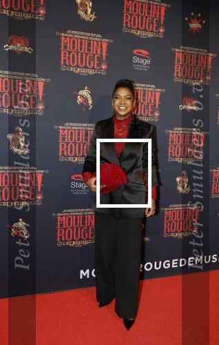 Utrecht 14 januari 2026
Premiere April Darby bij moulin Rouge in Beatrixtheater .Natacha Harlequin kwam met haar zoon
