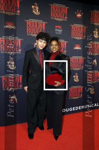 Utrecht 14 januari 2026
Premiere April Darby bij moulin Rouge in Beatrixtheater .Natacha Harlequin kwam met haar zoon