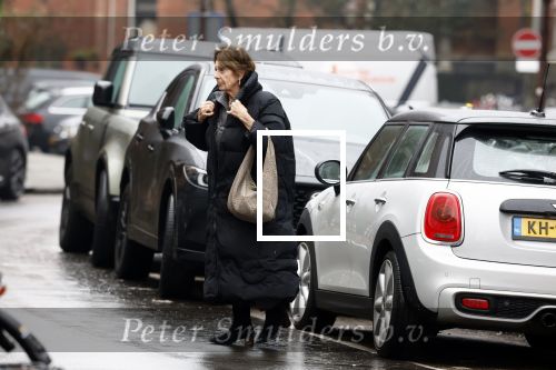Amsterdam 13 januari 2026
Neelie Kroes doet boodschappen in Amsterdam zuid