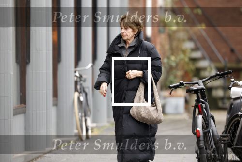 Amsterdam 13 januari 2026
Neelie Kroes doet boodschappen in Amsterdam zuid