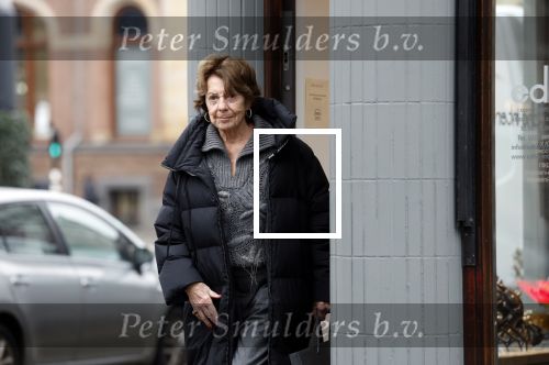 Amsterdam 13 januari 2026
Neelie Kroes doet boodschappen in Amsterdam zuid