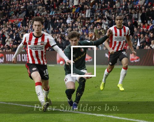Eindhoven, 1 Februari 2026
Kompetitiewedstrijd PSV-Feyenoord, eindstand 3-0
Paul Wanner in duel Jordan Bos