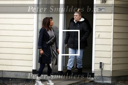 Vinkeveen 19 januari 2026
Rachel Hazes kroijgt de sleutels terug van haar huis in Vinkeveen . Marieke v Beek verloor rechtszaak en moet uit het huis . Rachel kwam samen met een makelaar