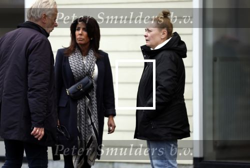 Vinkeveen 19 januari 2026
Rachel Hazes kroijgt de sleutels terug van haar huis in Vinkeveen . Marieke v Beek verloor rechtszaak en moet uit het huis . Rachel kwam samen met een makelaar