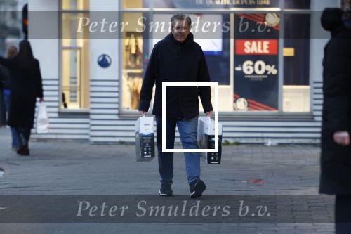 Amsterdam 8 januari 2026
Robert ten Brink heeft met zijn vrouw 2 nieuwe kussens gekocht .