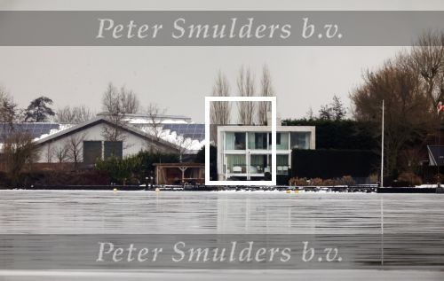 Breukeleveen 8 januari 2026
In het huis waar Ron Brandsteder altijd heeft gewoond gaan nu zijn vrouw Yvonne Brandsteder en zoon Rick Brandsteder wonen . Het huis ligt aan een prachtige plek aan de loosdrechtse plassen ..