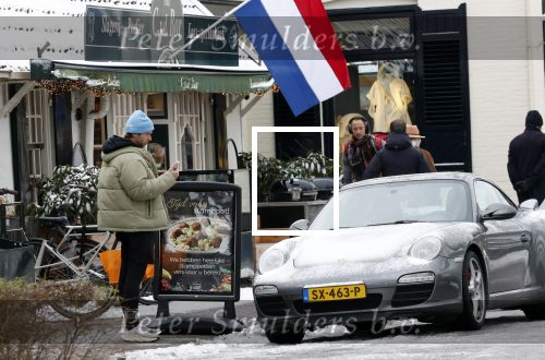 Laren 10 januari 2026
Thomas v d Vlugt doet boodschappen in het centrum van Laren .