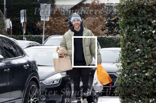 Laren 10 januari 2026
Thomas v d Vlugt doet boodschappen in het centrum van Laren .