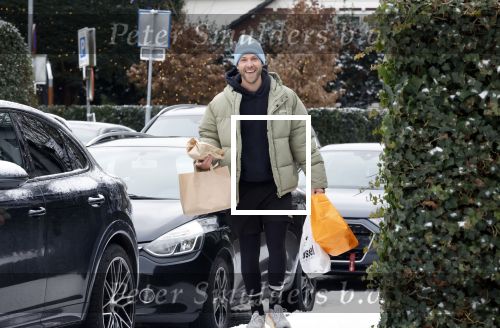 Laren 10 januari 2026
Thomas v d Vlugt doet boodschappen in het centrum van Laren .