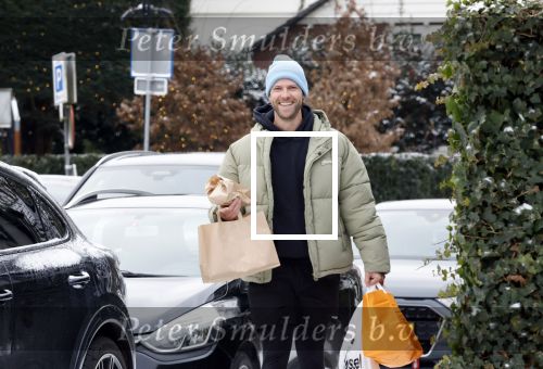Laren 10 januari 2026
Thomas v d Vlugt doet boodschappen in het centrum van Laren .