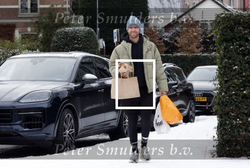 Laren 10 januari 2026
Thomas v d Vlugt doet boodschappen in het centrum van Laren .