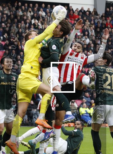 Eindhoven, 1 Februari 2026
Kompetitiewedstrijd PSV-Feyenoord, eindstand 3-0
Timon Wellenreuther en Ismael Saibari Anel Ahmedhodzic Jordan Bos